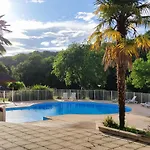 Chalet, Confort, Loisirs Et Piscine * Mauroux (Lot)