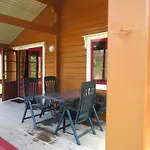 Chalet, Confort, Loisirs Et Piscine