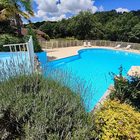 Chalet, Confort, Loisirs Et Piscine بيت للعطل